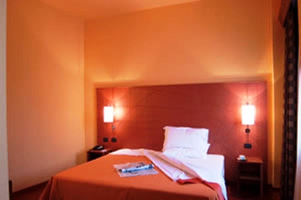 B&B Hotel Сасуоло Екстериор снимка
