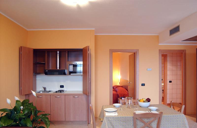 B&B Hotel Сасуоло Екстериор снимка