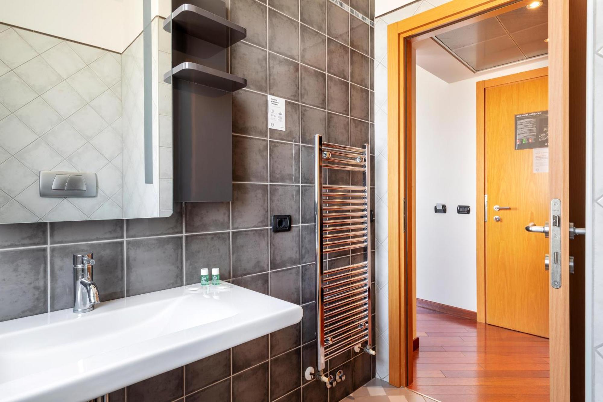 B&B Hotel Сасуоло Екстериор снимка