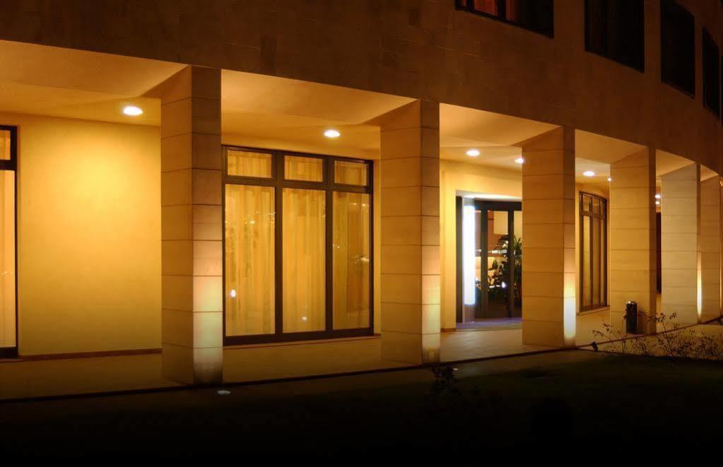 B&B Hotel Сасуоло Екстериор снимка